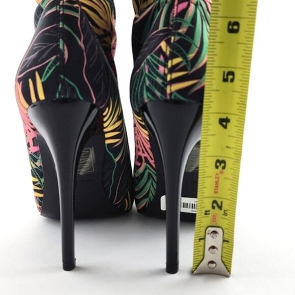 Call It Spring Hailassi Stiletto Heel Tropical Print Ankle Pull On Boots Sz 6 - Picture 13 of 14